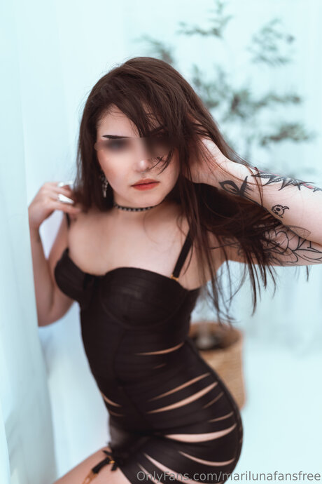 Marilunafansfree high quality pornstar galleries