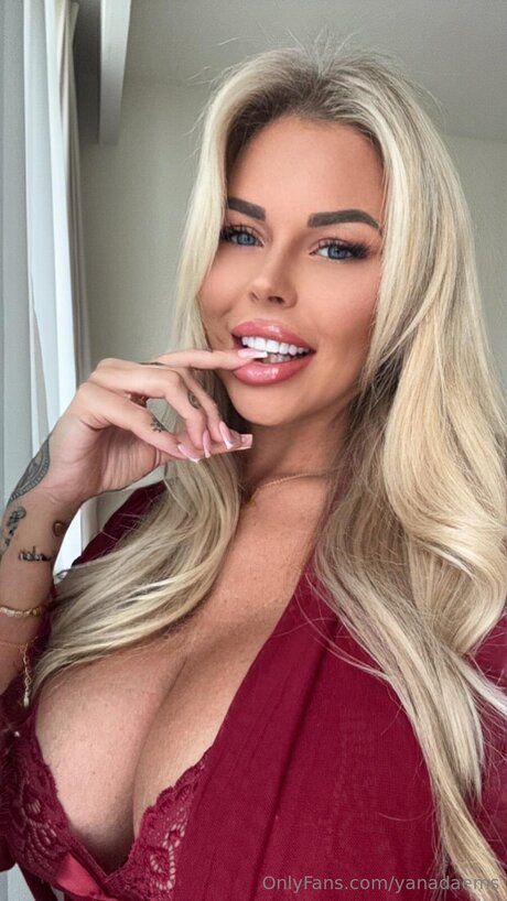 Yanadaems star nice photo