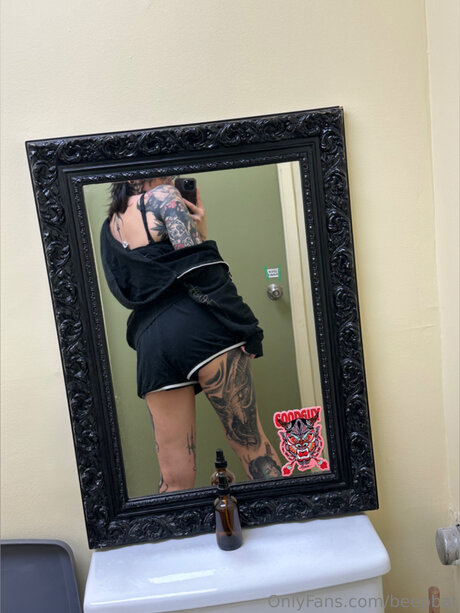 Beepbat porn star images