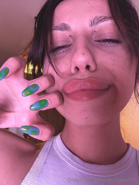 Ana Ji pornstar naked pics