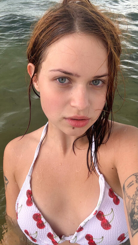 women onlyfans free porn pic