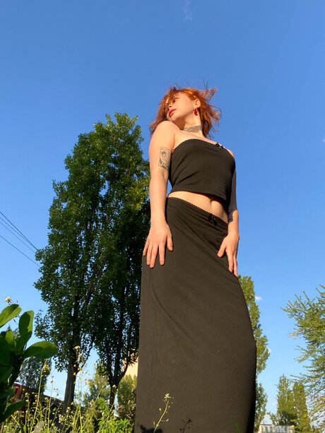 Pineappleri model adult gallery