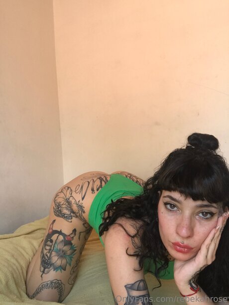 Rebekahrose model adult photos