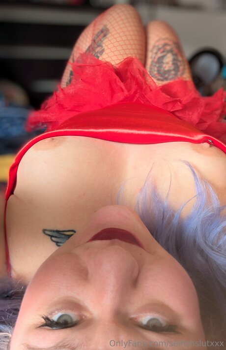 Selfishslutxxx pornstar sex photo