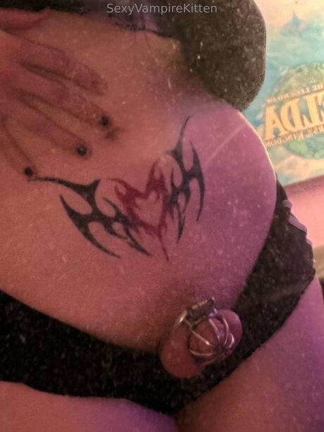Sexyvampirekitten model nudes gallery