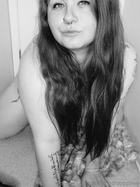 Lllemondropppfree pornstar pretty archive