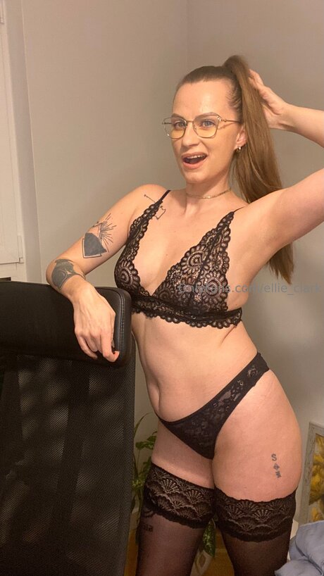 Ellie Clark free actress img