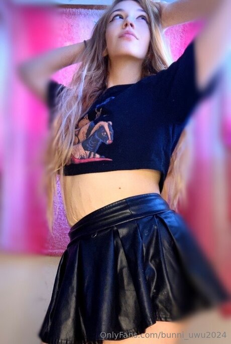 Bunni Uwu2024 beautiful model img