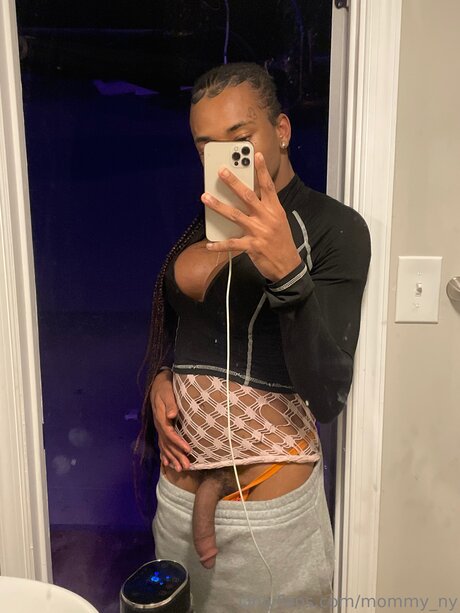 pregnant xxx onlyfans art nude images