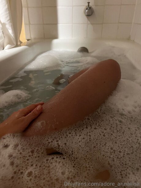 Adore Annaliisa naked actress photos