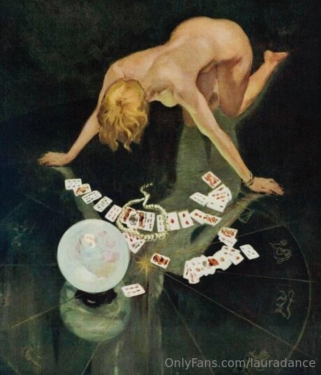 Lauradance hot model picture