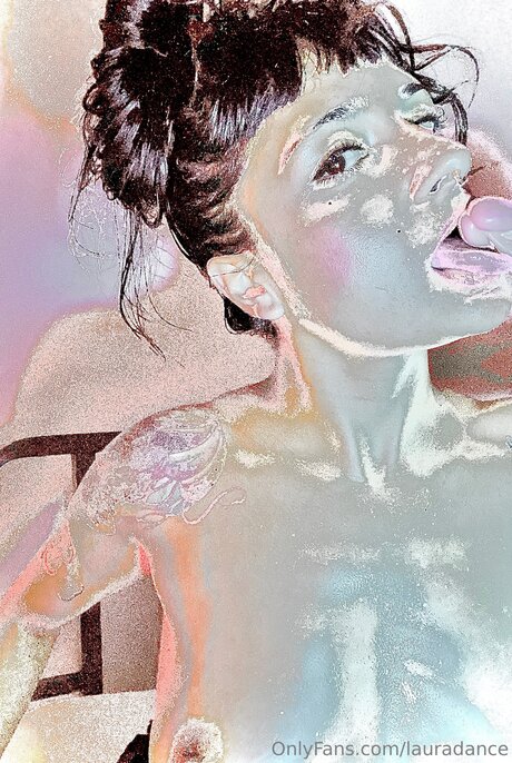 Lauradance star art pictures