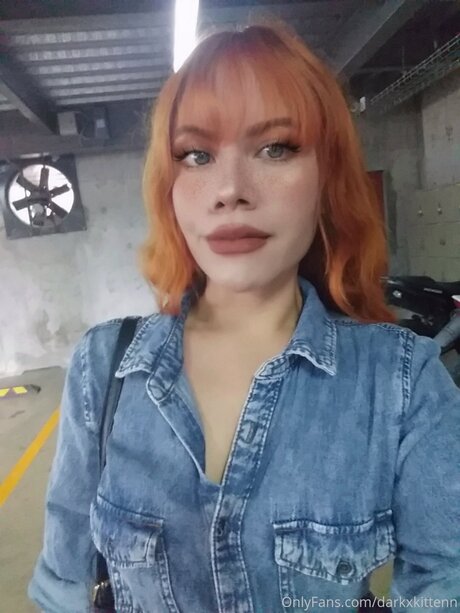 Darkxkittenn model hot image