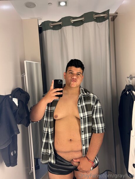 Grayhan star adult pics