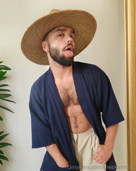 Theokami X erotic pornstar pic