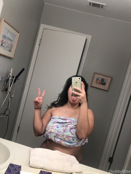 Chubbbyrose adult star img