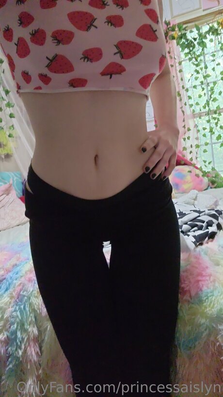 Strwbrybitch hot star gallery