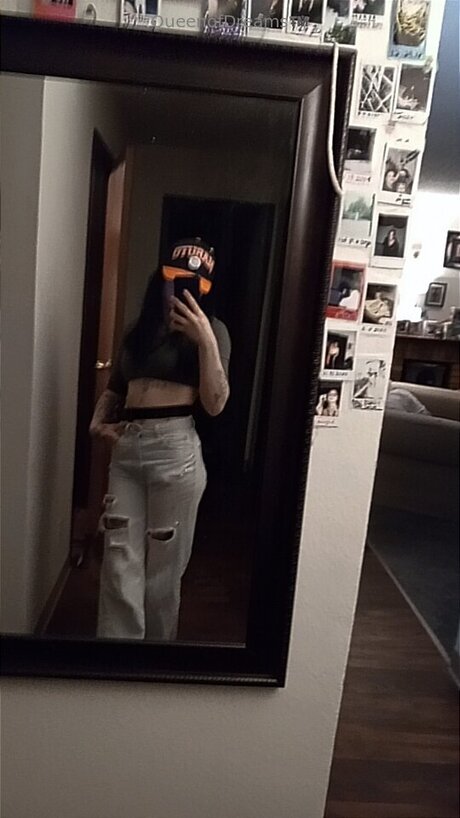 O Phel Ia Baby model nice img