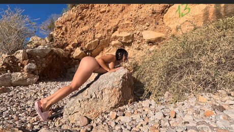 La Jhoana free pornstar archive