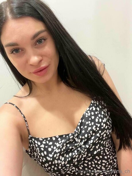 Mavissss sexy actress picture