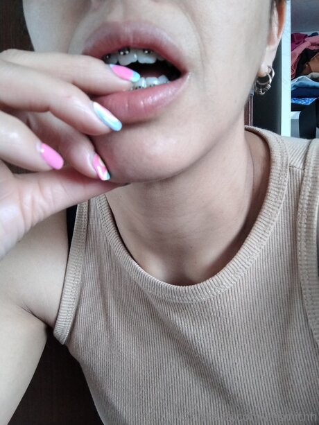 Olismithh exclusive model pictures