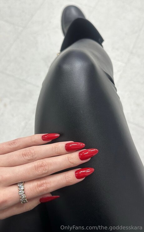 big tits curvy onlyfans hot nude image