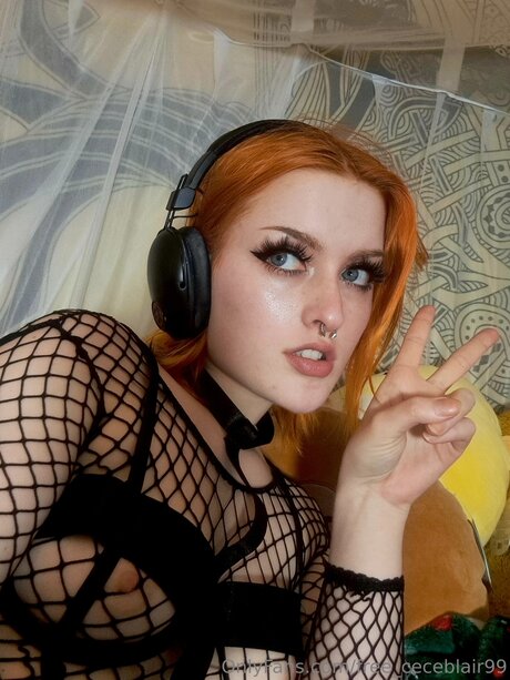 Free Ceceblair99 star sexy img