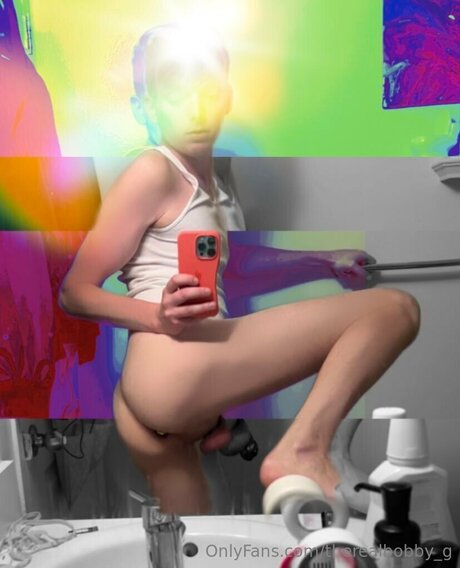 Whiteboygrantt nudes star photo