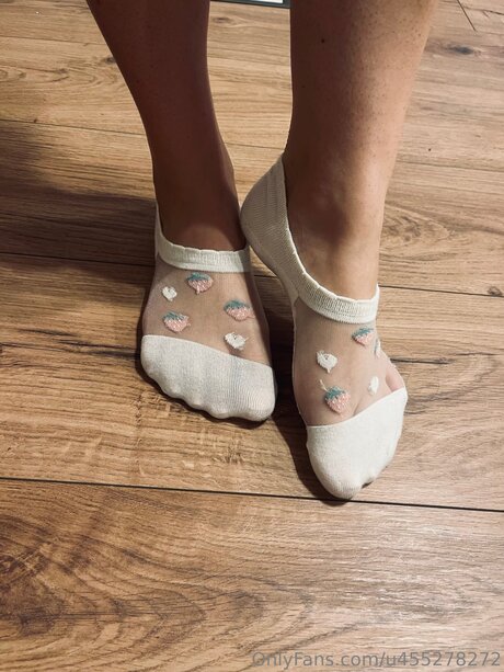 U455278272 art actress picture