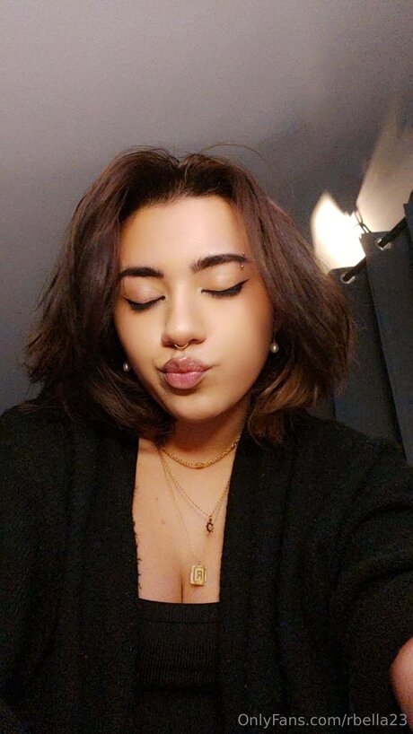 Rbella23 star naked pics