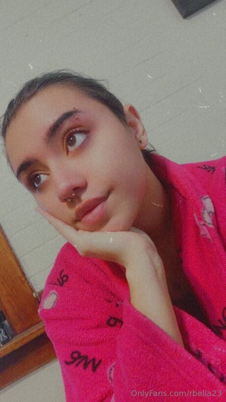 Rbella23 star porn galleries