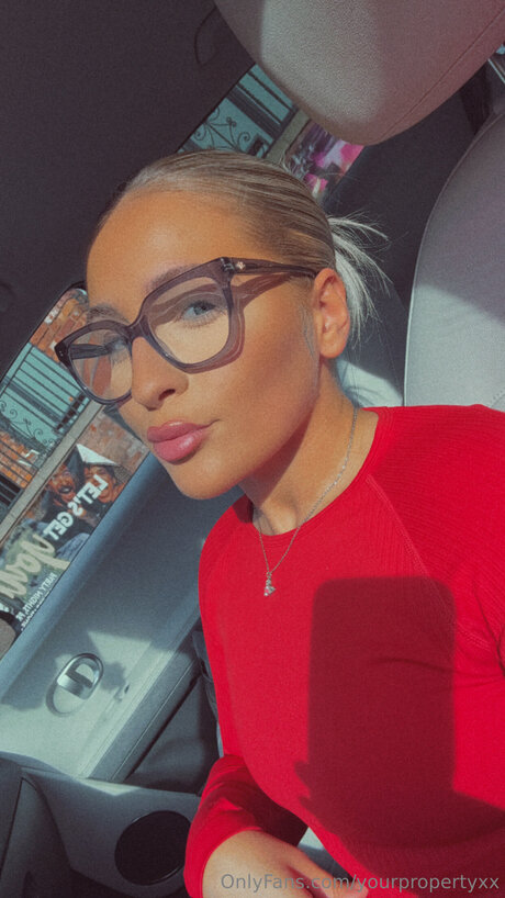 Yourpropertyxx star nude pic