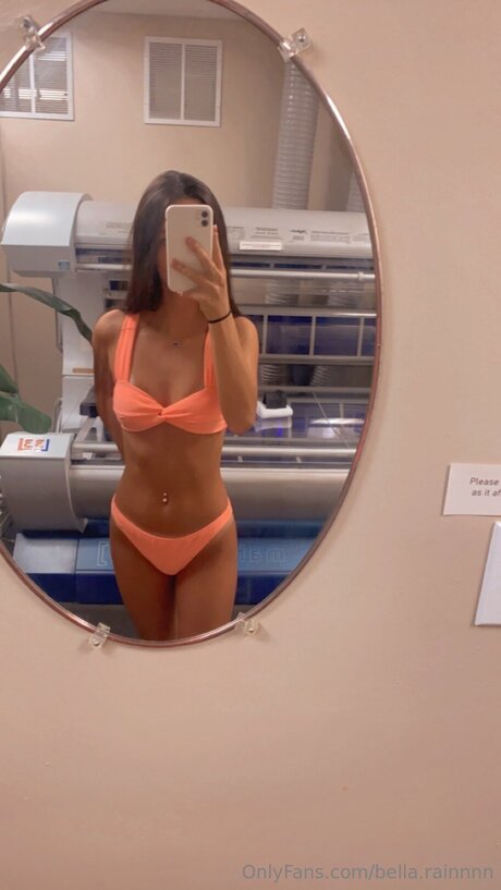 Bella Rainnnn exclusive model archive