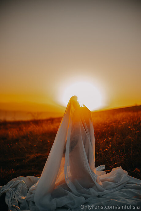 Sinfullsia star xxx pictures