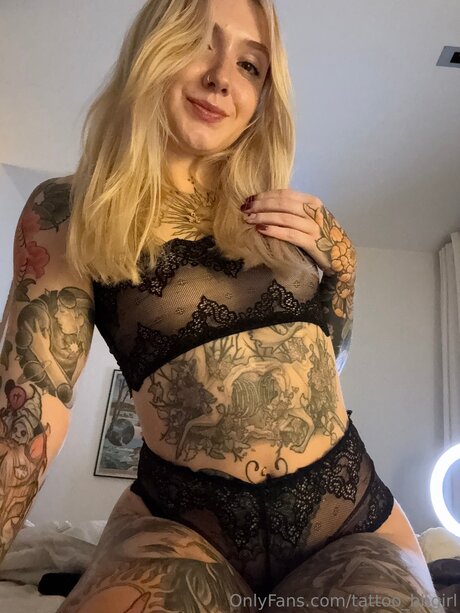 Tattoo Bbgirl hot pornstar photo