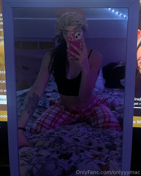 Onlyyymac pornstar nice pictures