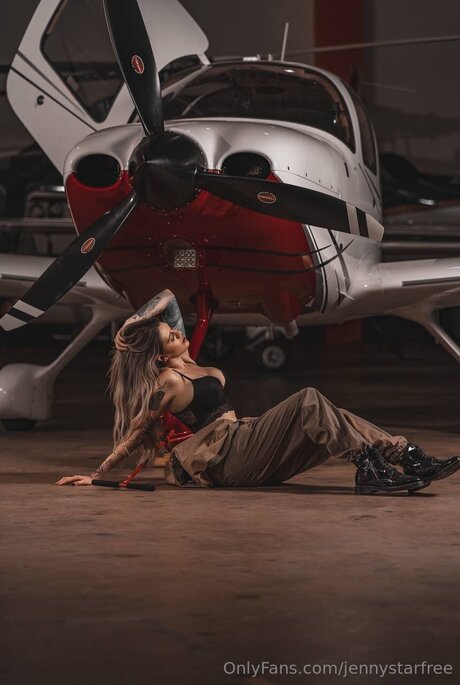 Jennystarfree hd actress photos