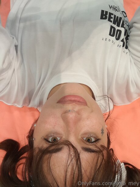 Anto Mey nice model photo