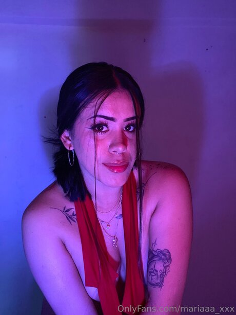 Mariaaa Xxx nude pornstar photos