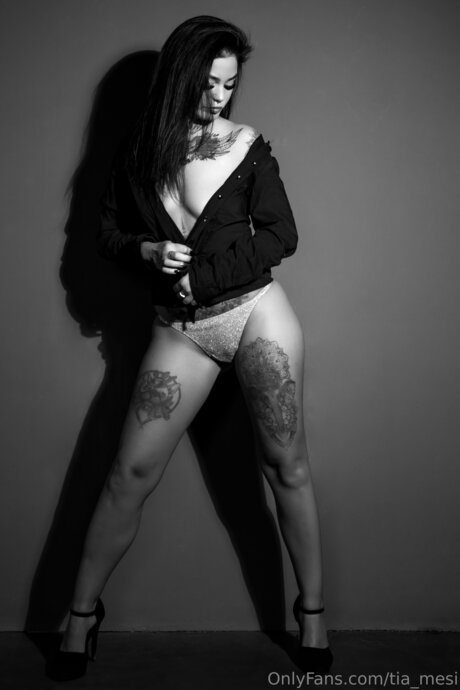 Tia Mesi hot star images