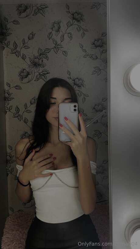 2luna004 perfect star gallery