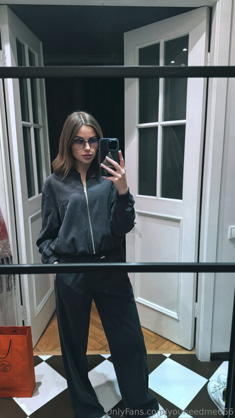 Youneedme666 porn actress gallery