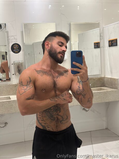 Master Ikarus sex pornstar pic