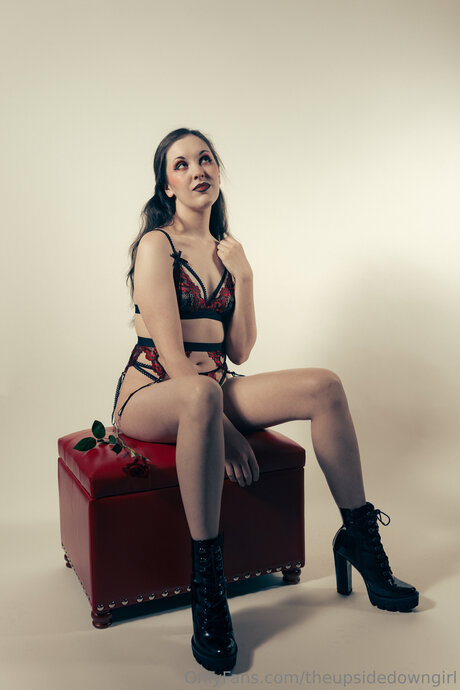 Theupsidedowngirl xxx star archive