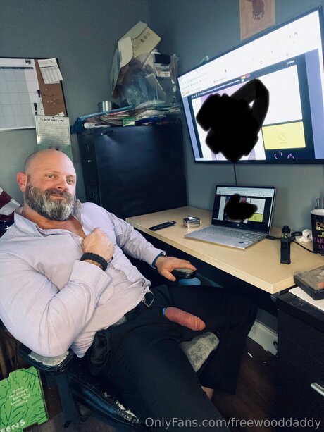 Freewooddaddy pornstar nude galleries