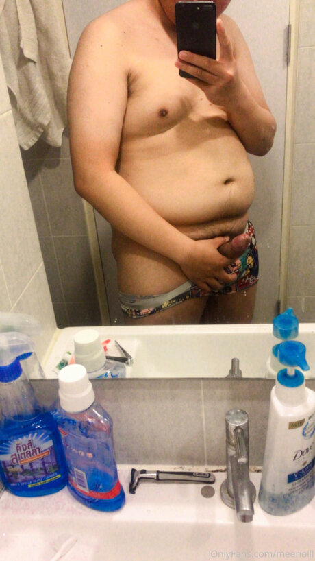 Meenoill sexy pornstar pictures