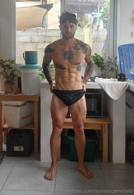 Irondegenerate star pretty photo