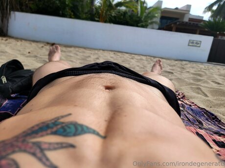 Irondegenerate model photo