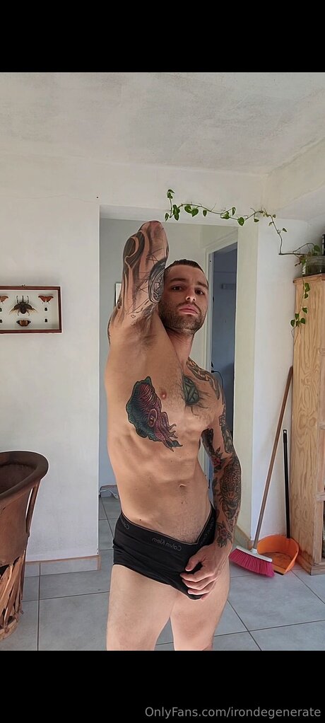 Irondegenerate pornstar naked photos