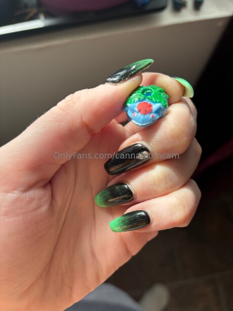 Cannabitchcam hot model archive